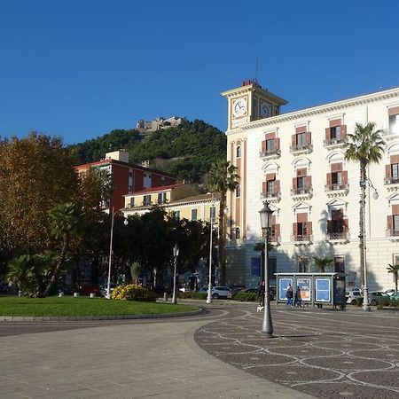 B&B Centrale Salerno Eksteriør bilde