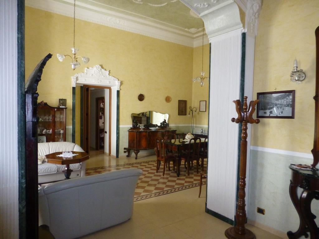 B&B Centrale Salerno Eksteriør bilde