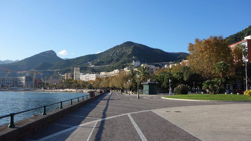 B&B Centrale Salerno Eksteriør bilde